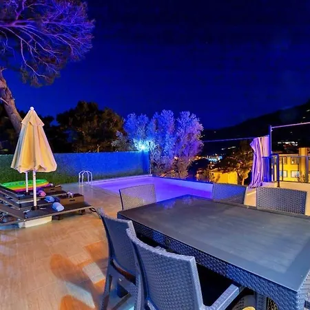 וילה Kalkanda Merkeze Yakin Ayaz *