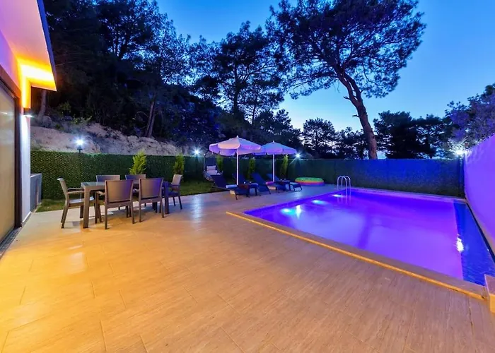 Kalkanda Merkeze Yakin Ayaz Villa Kaş