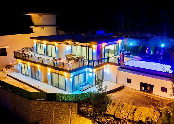 Kalkanda Merkeze Yakin Ayaz Villa Kaş