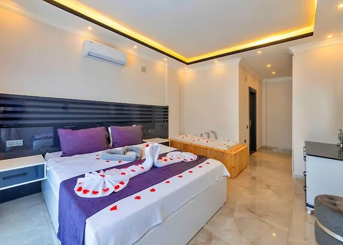 Kalkanda Merkeze Yakin Ayaz Kaş