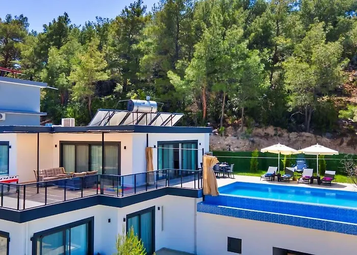 Kalkanda Merkeze Yakin Ayaz Villa *