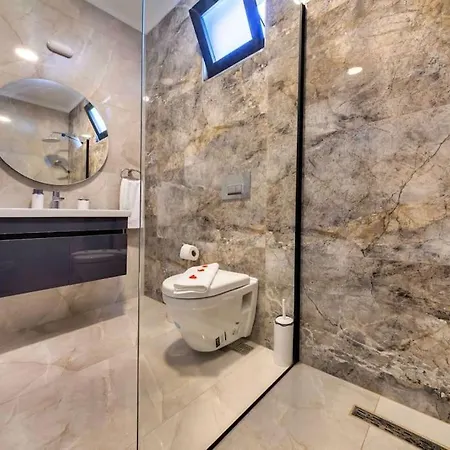 Villa Kalkanda Merkeze Yakin Ayaz Kaş