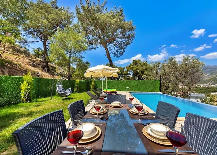 Вілла Kalkanda Merkeze Yakin Ayaz