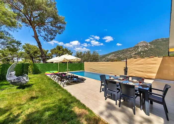 Kalkanda Merkeze Yakin Ayaz Вілла