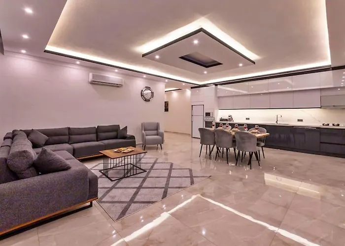 Kalkanda Merkeze Yakin Ayaz Вілла