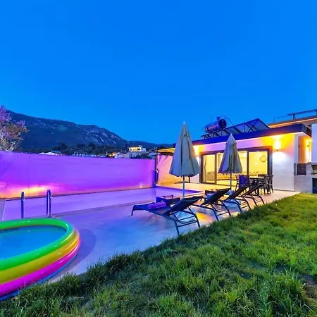 Kalkanda Merkeze Yakin Ayaz Kaş