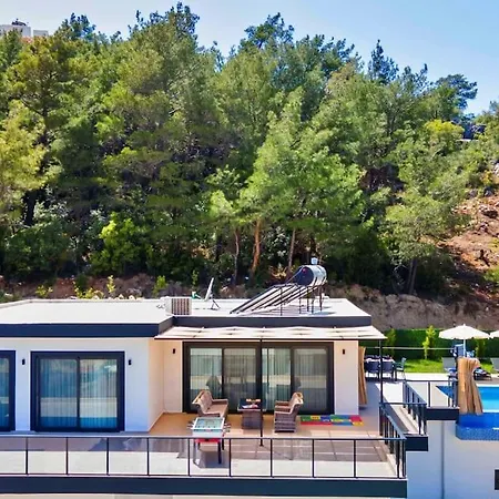 Kalkanda Merkeze Yakin Ayaz * Kaş